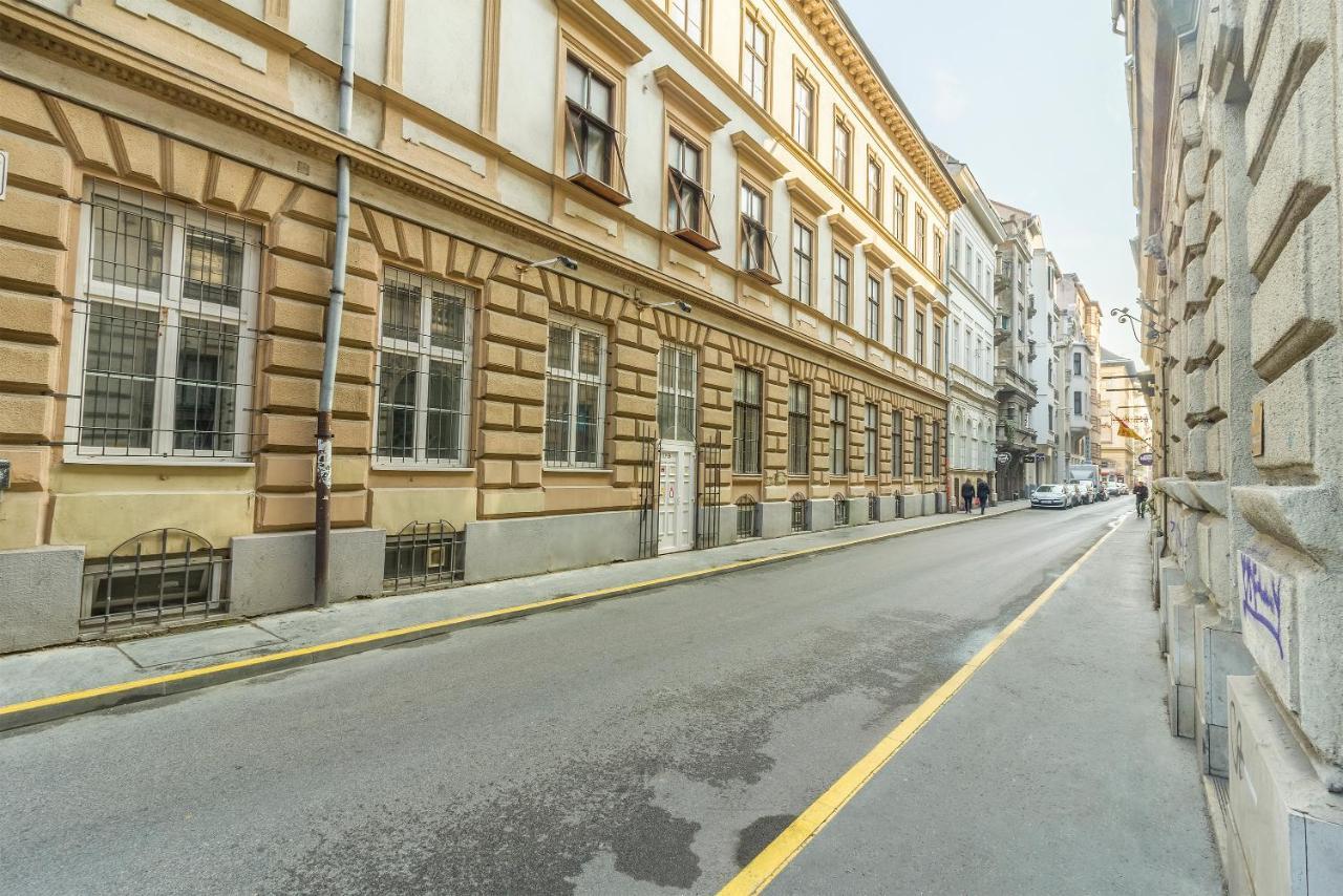 Mohinga Apartment Budapest Eksteriør billede